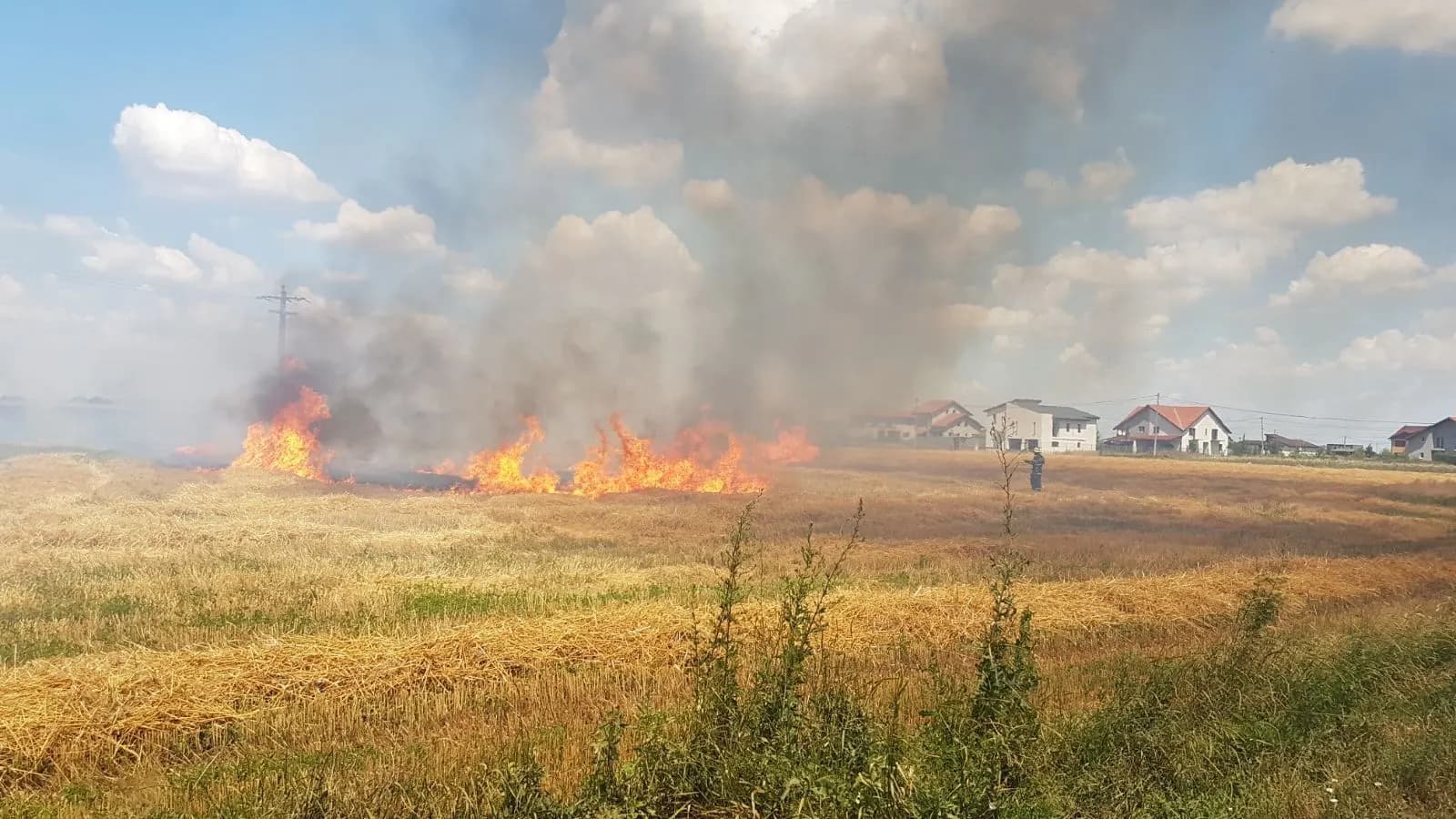 Coșevița: incendiu de autoturism, în bilanțul ISU Timiș